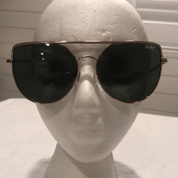 Quay “Santa Fe” Gold Metal Cat Eye/Aviator Style Frames Gray Lens - Picture 8 of 12